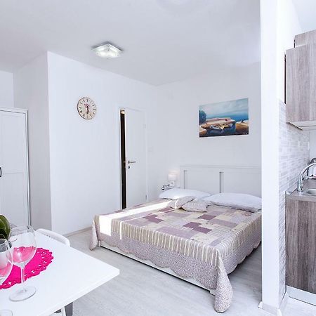 Apartment Biokovo Nature Park Brela Exterior photo